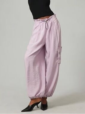 Bungee Parachute Pants
Anthropologie sz Medium